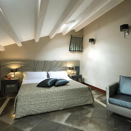 Hotel De Stefano Palace Luxury 4*