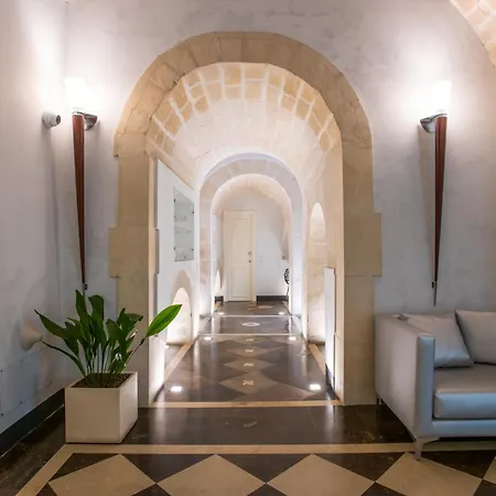 De Stefano Palace Luxury 4*