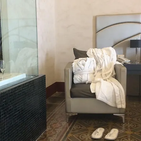 De Stefano Palace Luxury 4*