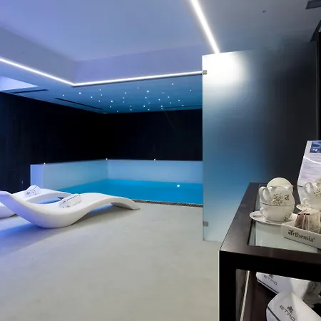 De Stefano Palace Luxury 4*