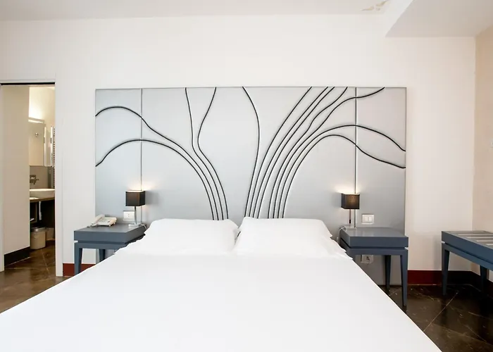 De Stefano Palace Luxury 4*
