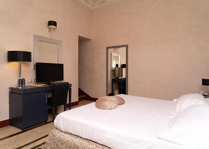 De Stefano Palace Luxury 4*
